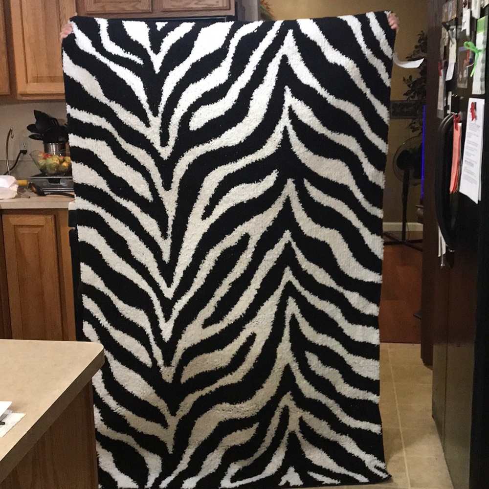 5 by 7 Zebra Rug